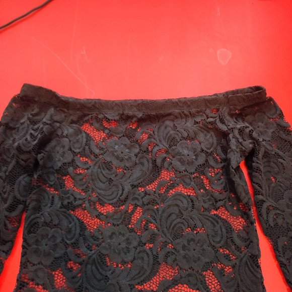 U2B off shoulder lace mini dress black floral design women's size L - Picture 3 of 5